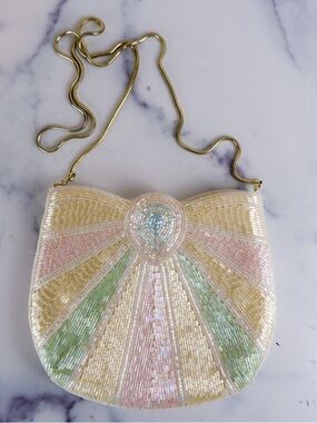 Vintage 70's/80's La Regale Pastel Beaded Purse